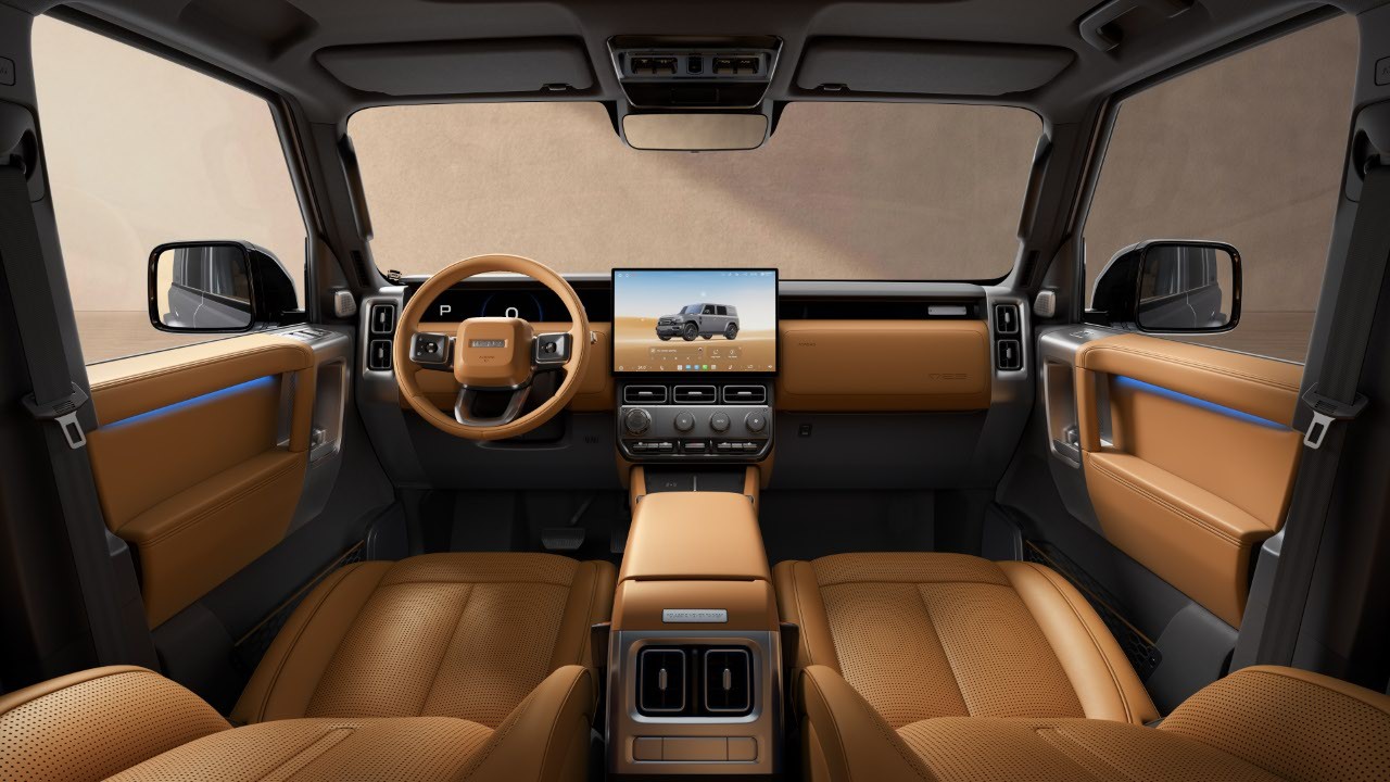 iCAUR V25 Interior 1